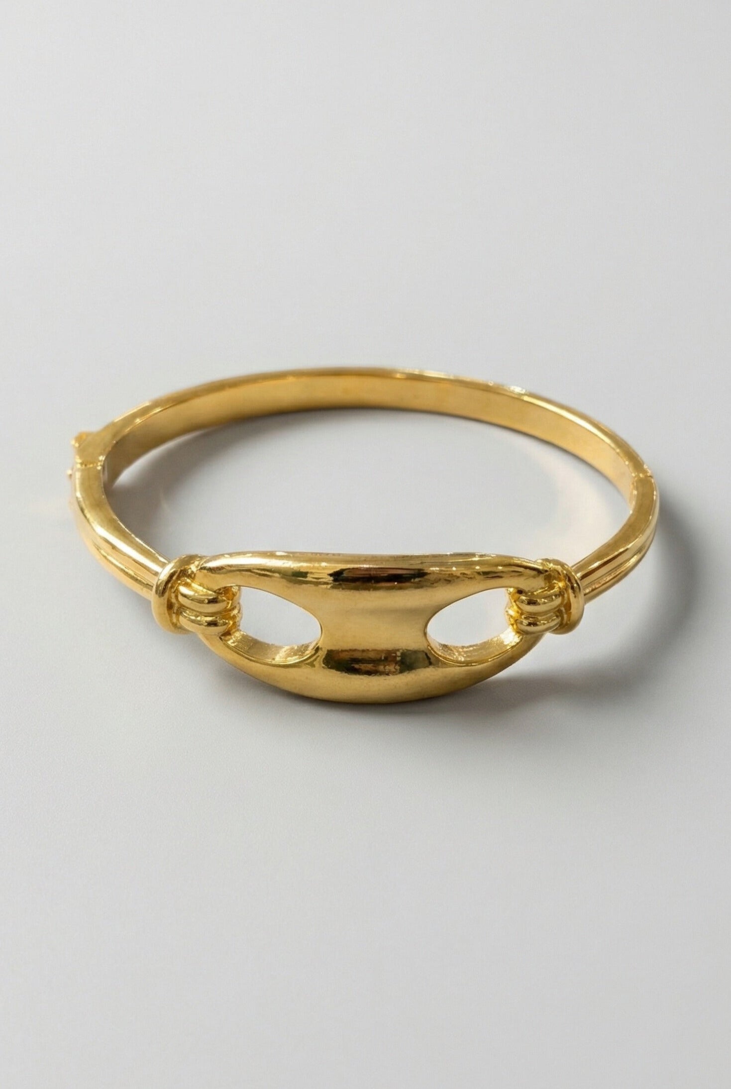 Gold Sculpted Link Cuff