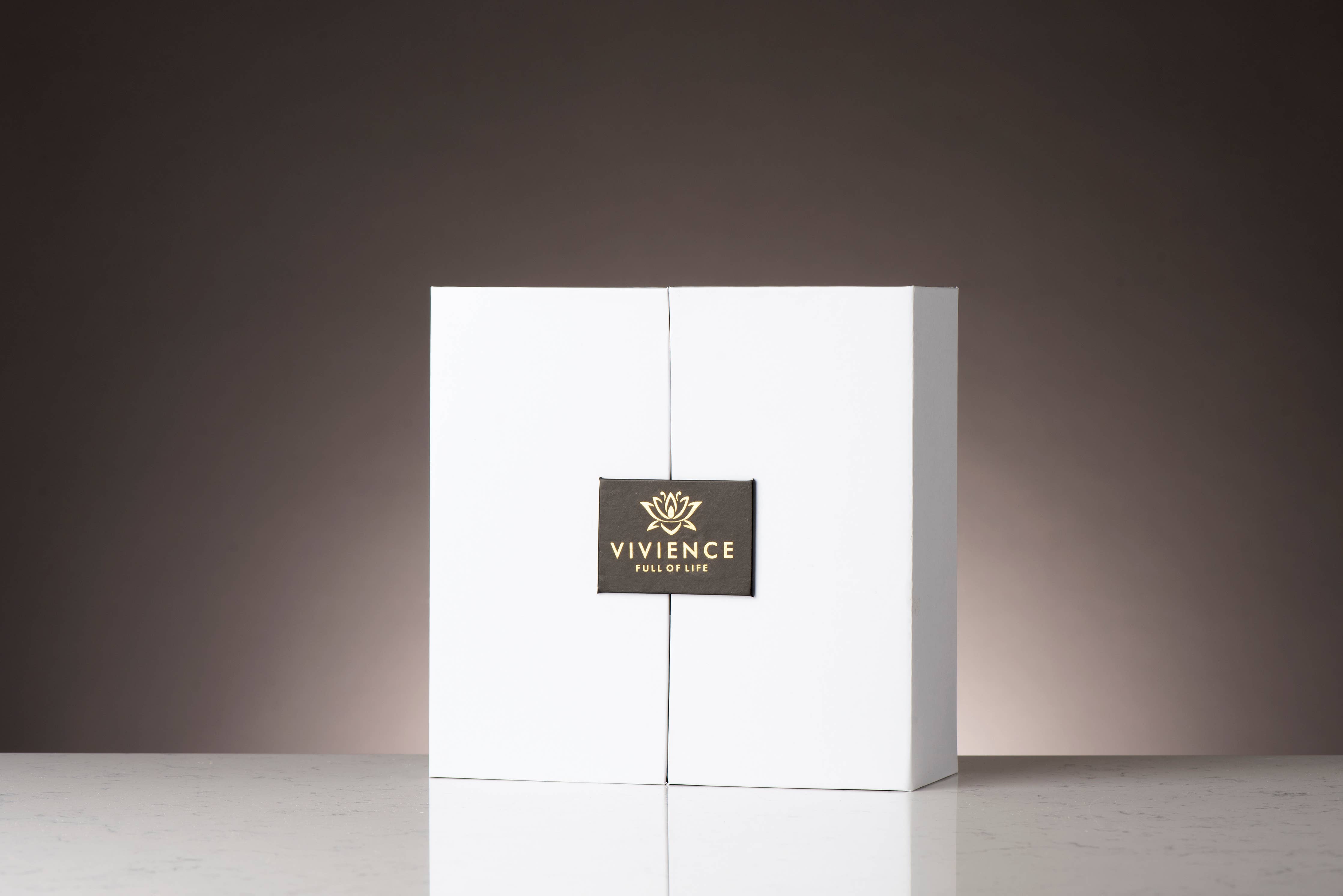 Circular Diffuser w/3 White Flowers