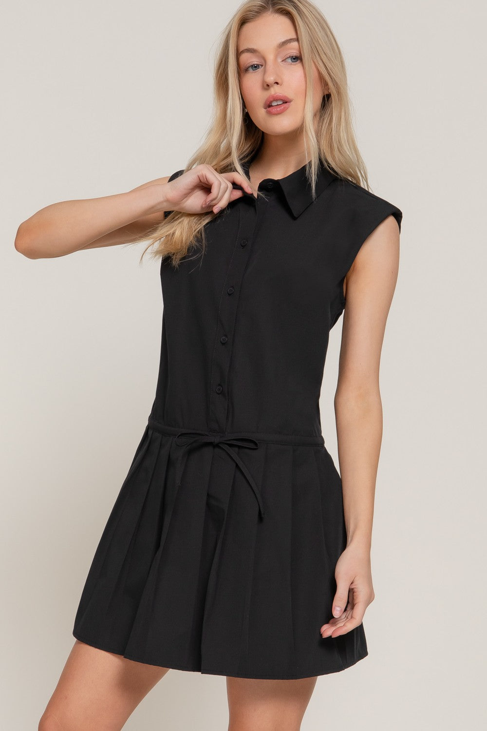 Sleeveless Button Down Pleated Dress