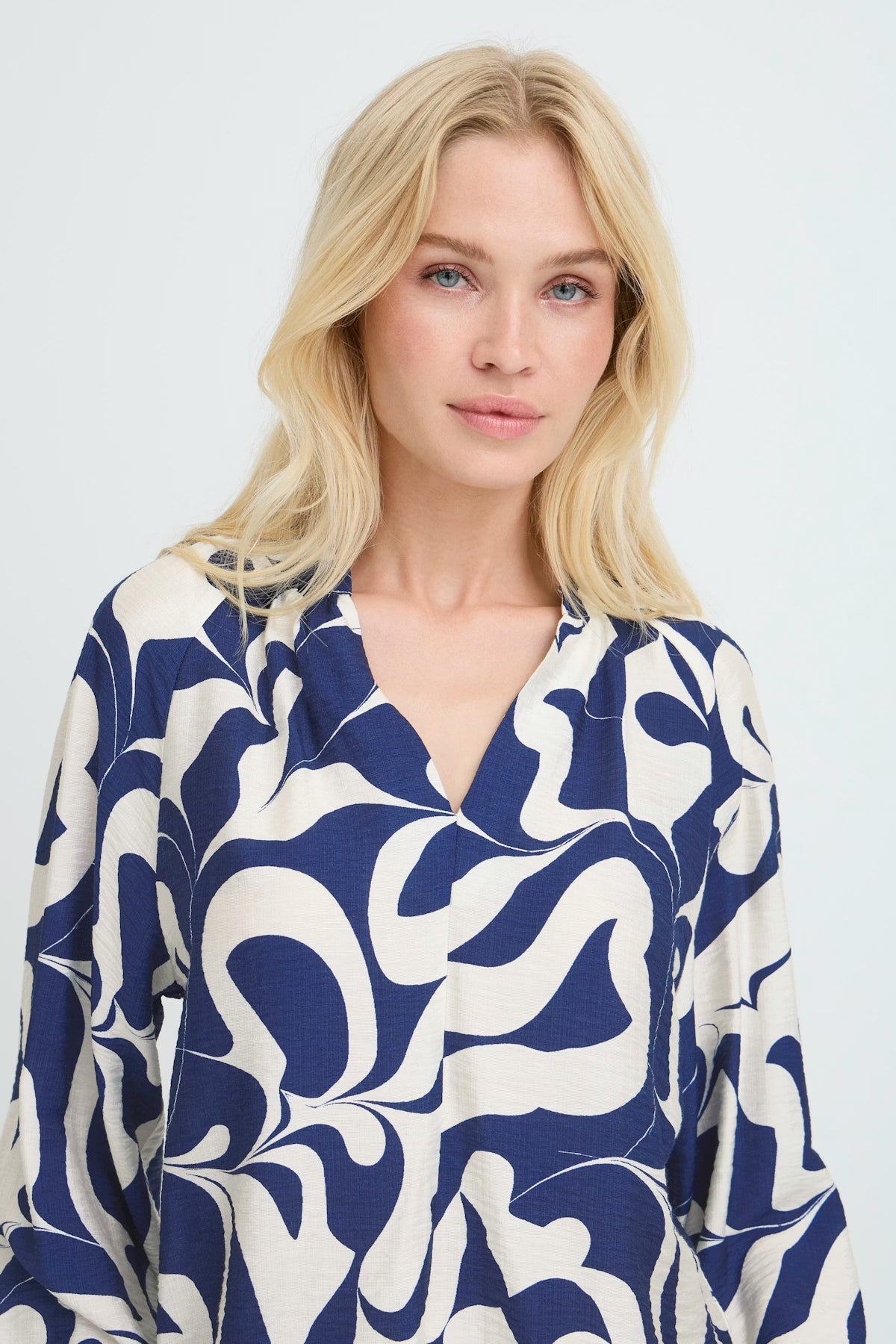 Byikaia Blouse