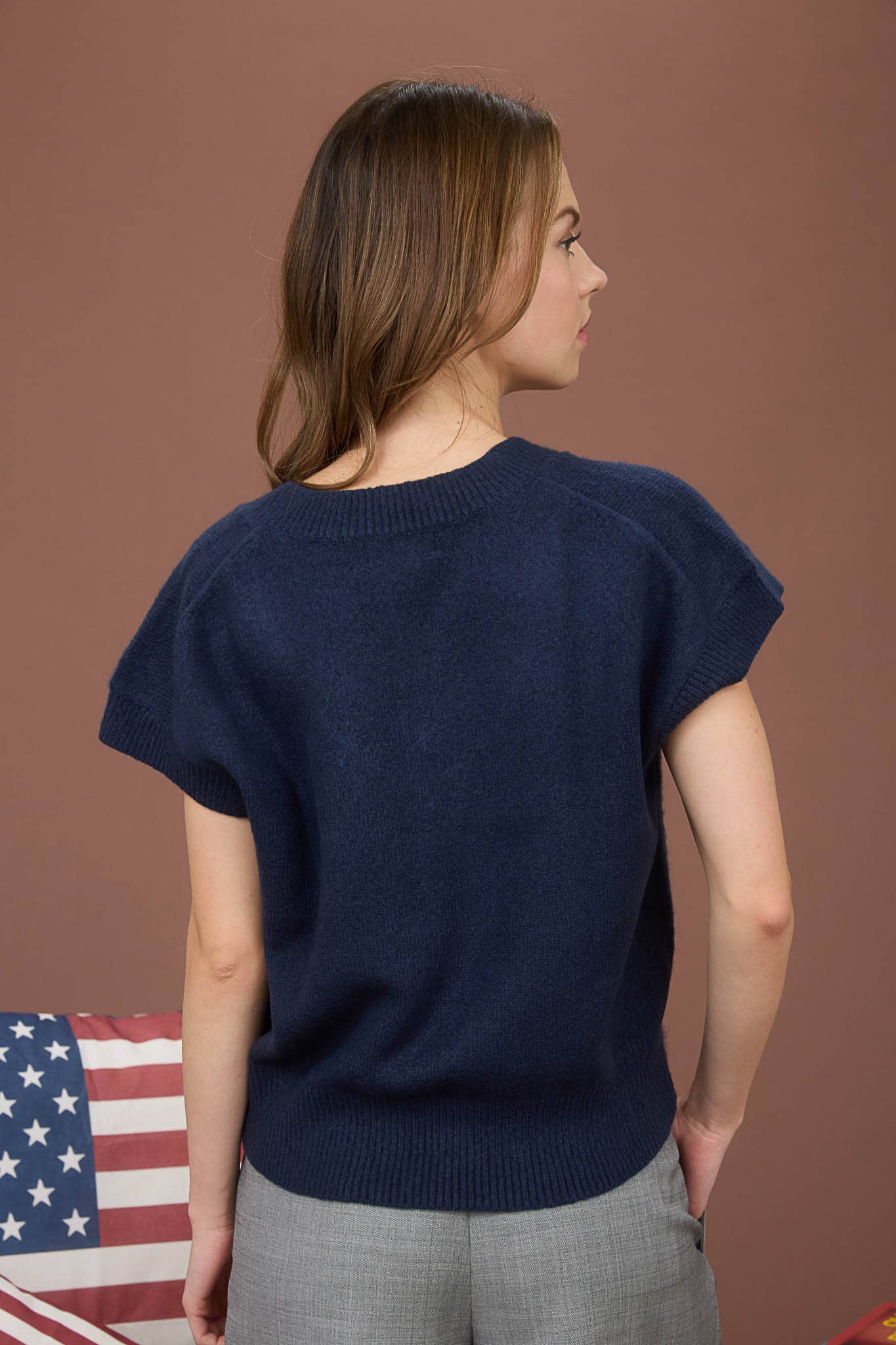 Cozy V-Neck Sleeveless Sweater