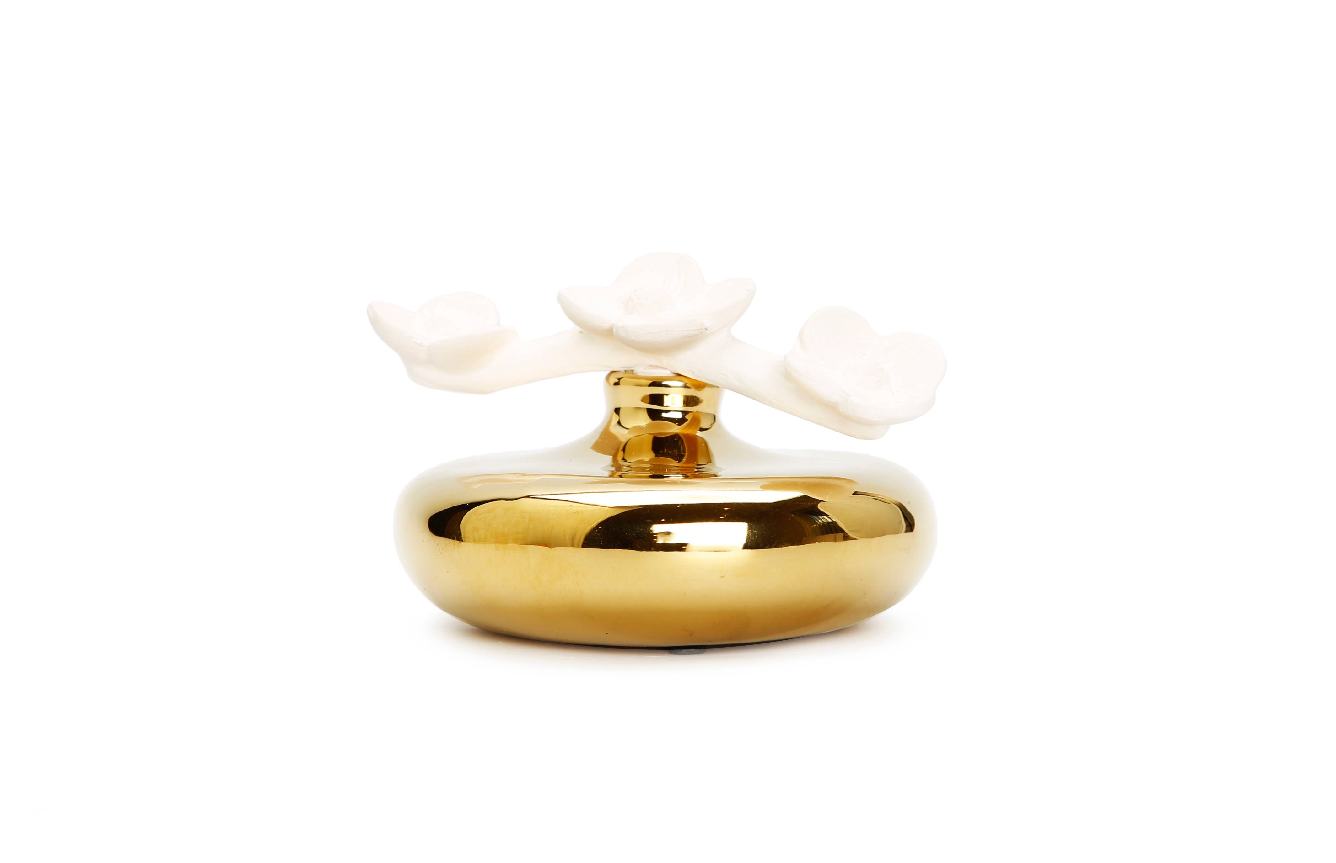 Circular Diffuser w/3 White Flowers