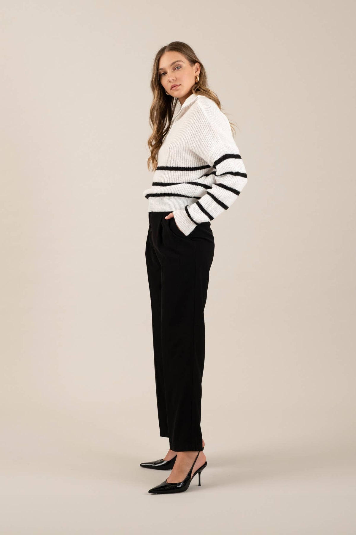 Hi-Waist Wide Leg Pleated Dress Pants