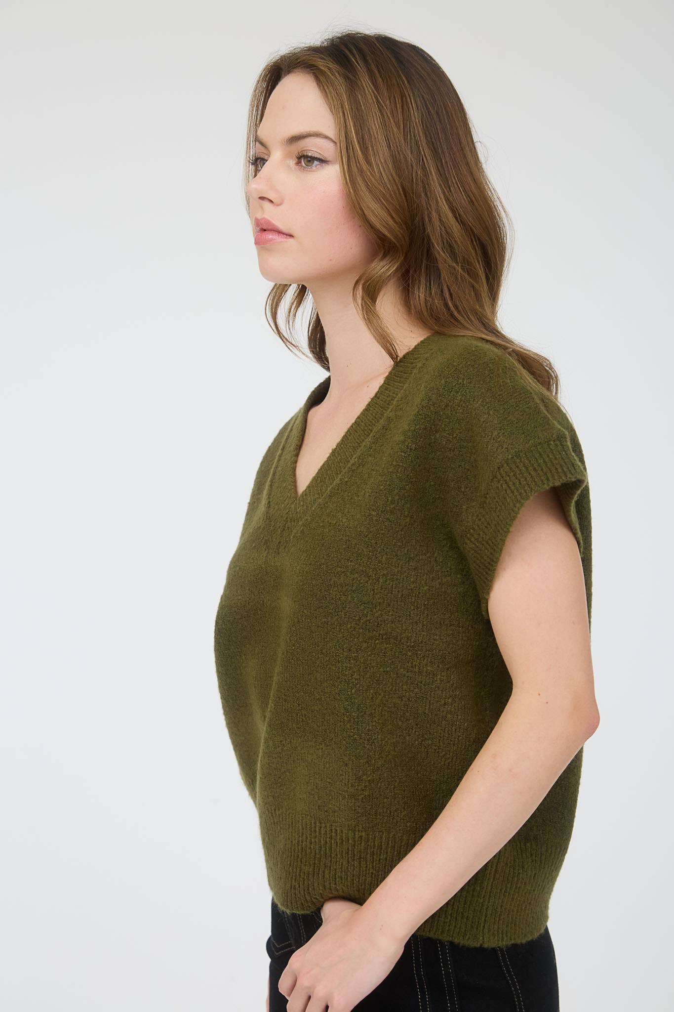 Cozy V-Neck Sleeveless Sweater
