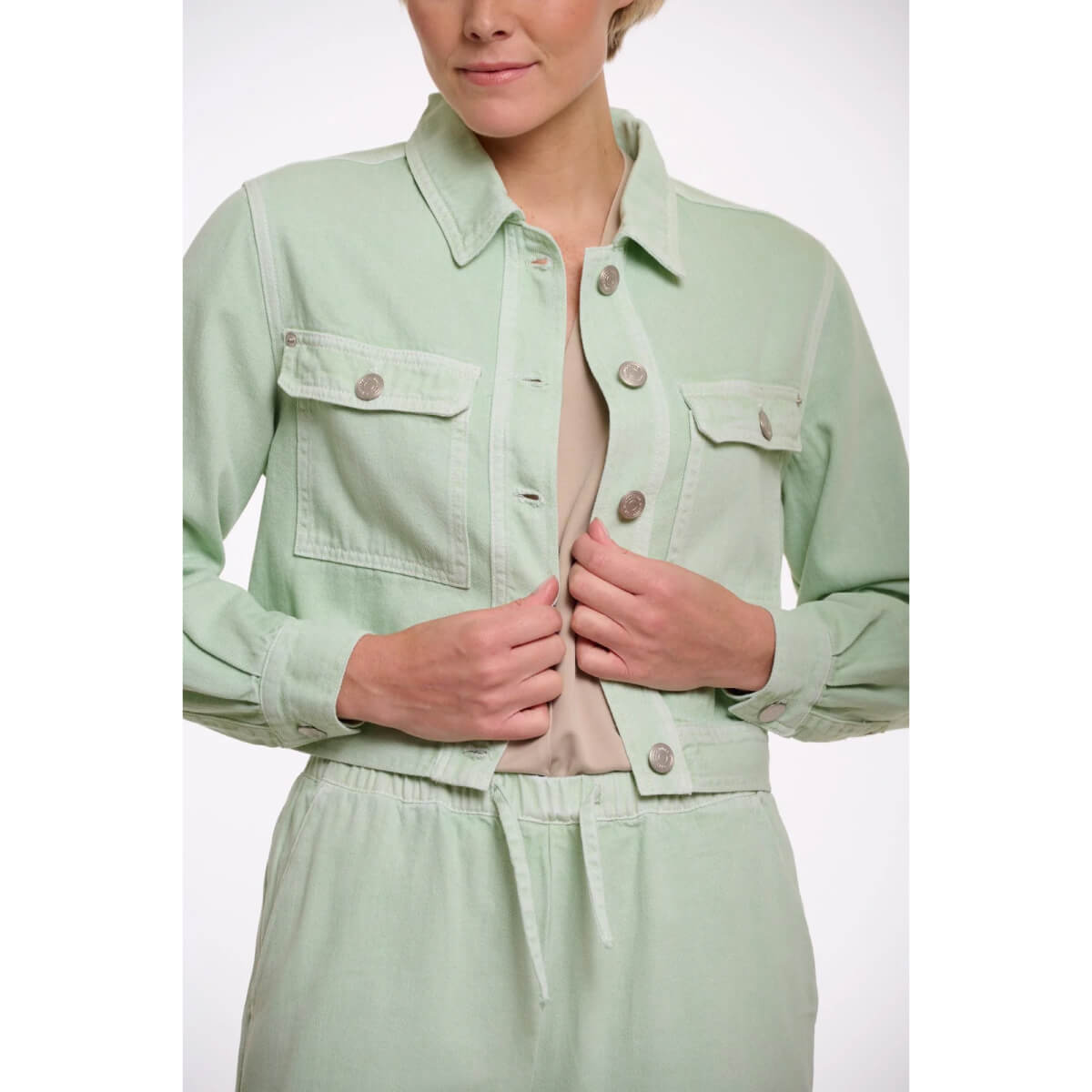 Arizona Denim Jacket leaf front | MILK MONEY milkmoney.co | cute jackets for women. cute coats. cool jackets for women. stylish jackets for women. trendy jackets for women. trendy womens coats.