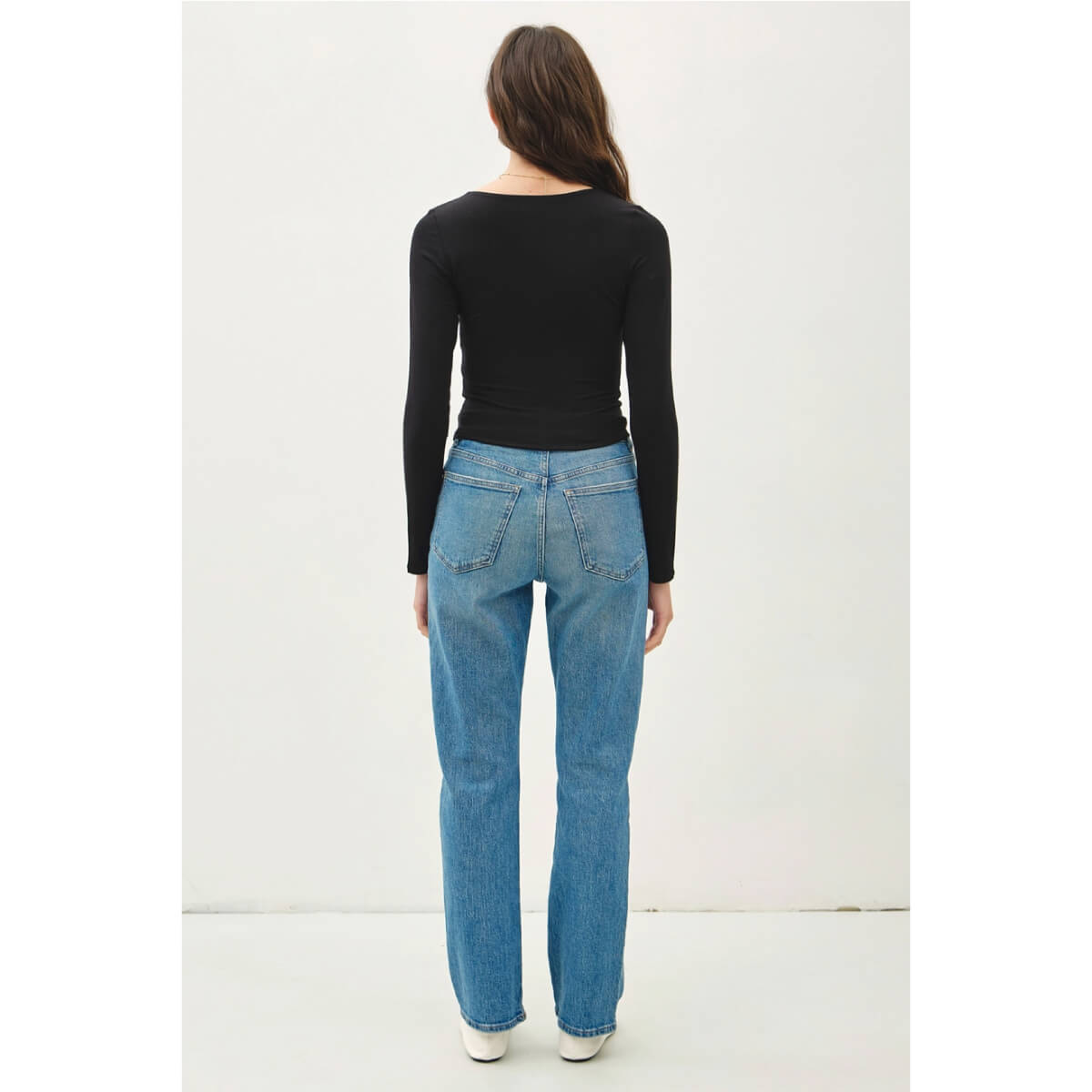 Basic Long Sleeve Top black back | MILK MONEY milkmoney.co | cute tops for women. trendy tops for women. cute blouses for women. stylish tops for women. pretty womens tops.