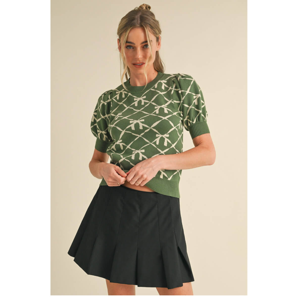 Bow Pattern Short Sleeve Sweater green front | MILK MONEY milkmoney.co | cute sweaters for women, cute knit sweaters, cute pullover sweaters
