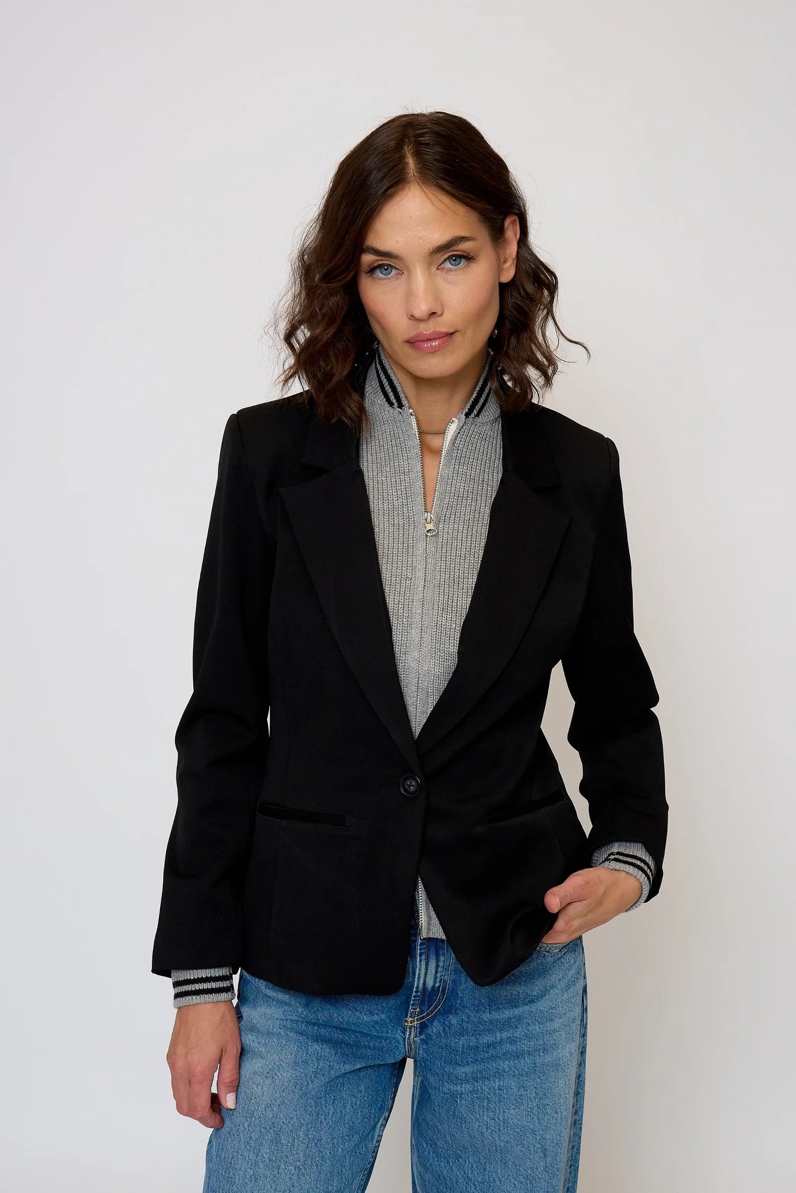 Maribel Ponte Blazer With Dickey