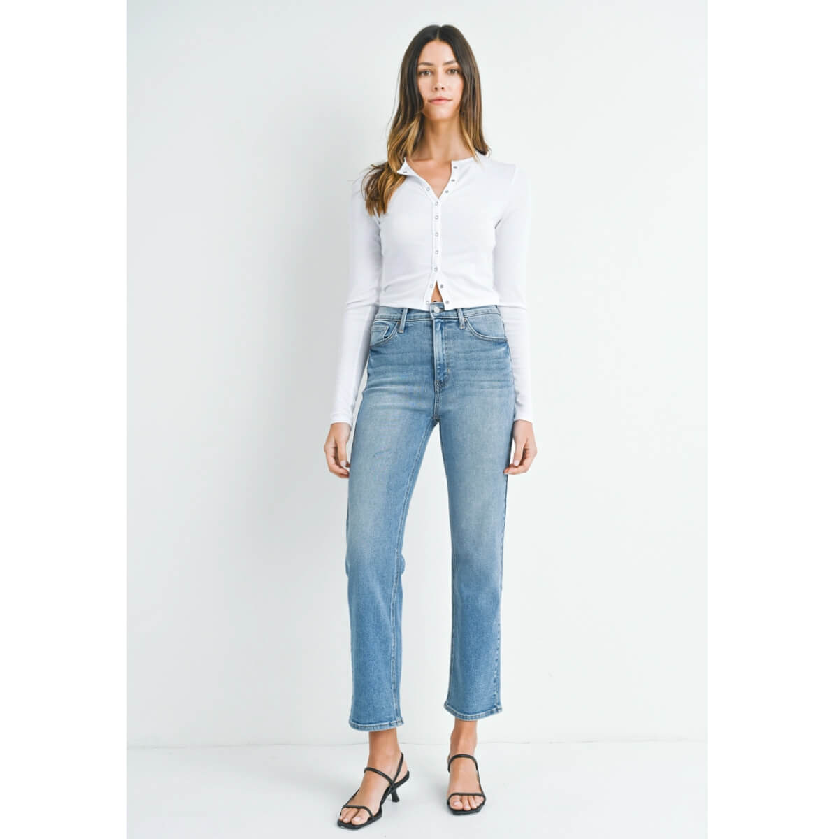 Classic High Rise Straight Leg Jean blur front | MILK MONEY milkmoney.co | cute clothes for women. womens online clothing. trendy online clothing stores. womens casual clothing online. trendy clothes online. trendy women's clothing online. ladies online clothing stores. trendy women's clothing stores. cute female clothes.
