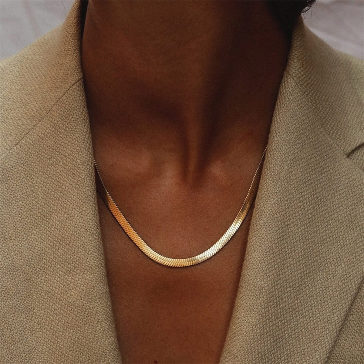 Classic Snake Chain Necklace gold small front | MILK MONEY milkmoney.co | cute necklaces. pretty necklaces. trendy necklaces. cute simple necklaces. cute gold necklace. cute cheap necklaces. cute necklaces for women. trendy layered necklaces. casual necklace. cute trendy necklaces