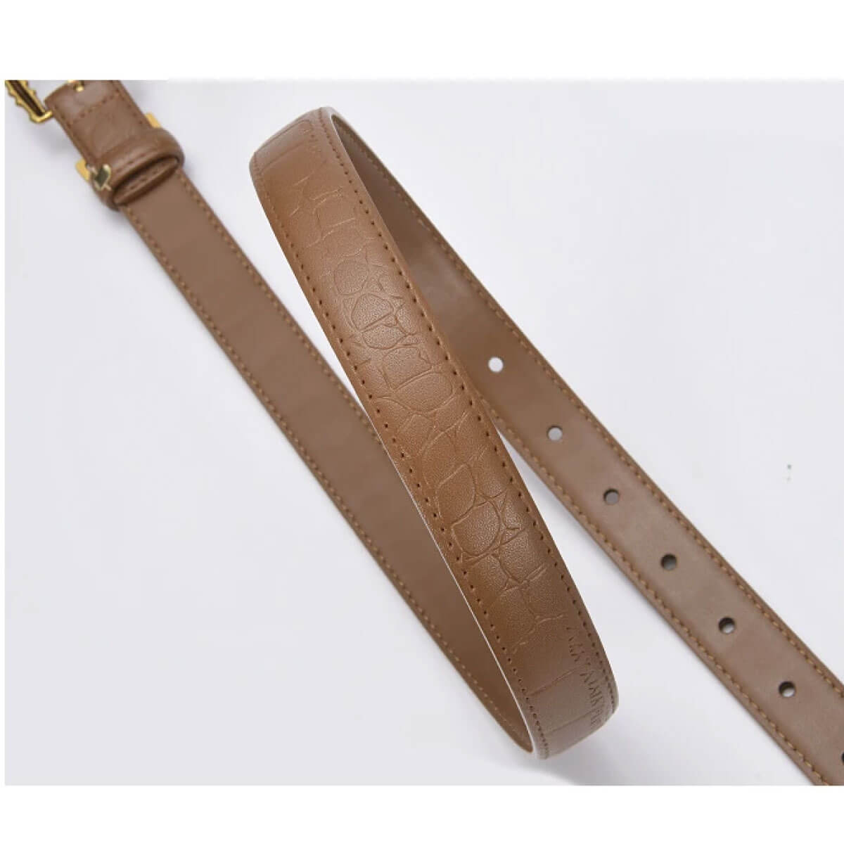 Crocodile Print Leather Belt taupe detail | MILK MONEY milkmoney.co | women's accessories. cute accessories. trendy accessories. cute accessories for girls. ladies accessories. women's fashion accessories.