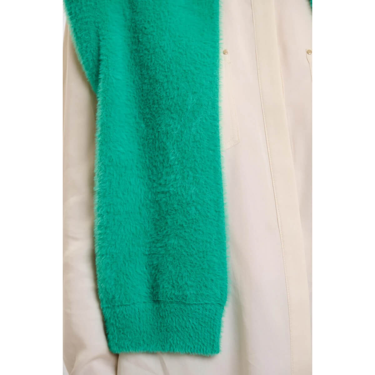 Elona Waistcoat Vest green detail | MILK MONEY milkmoney.co | cute jackets for women. cute coats. cool jackets for women. stylish jackets for women. trendy jackets for women. trendy womens coats.