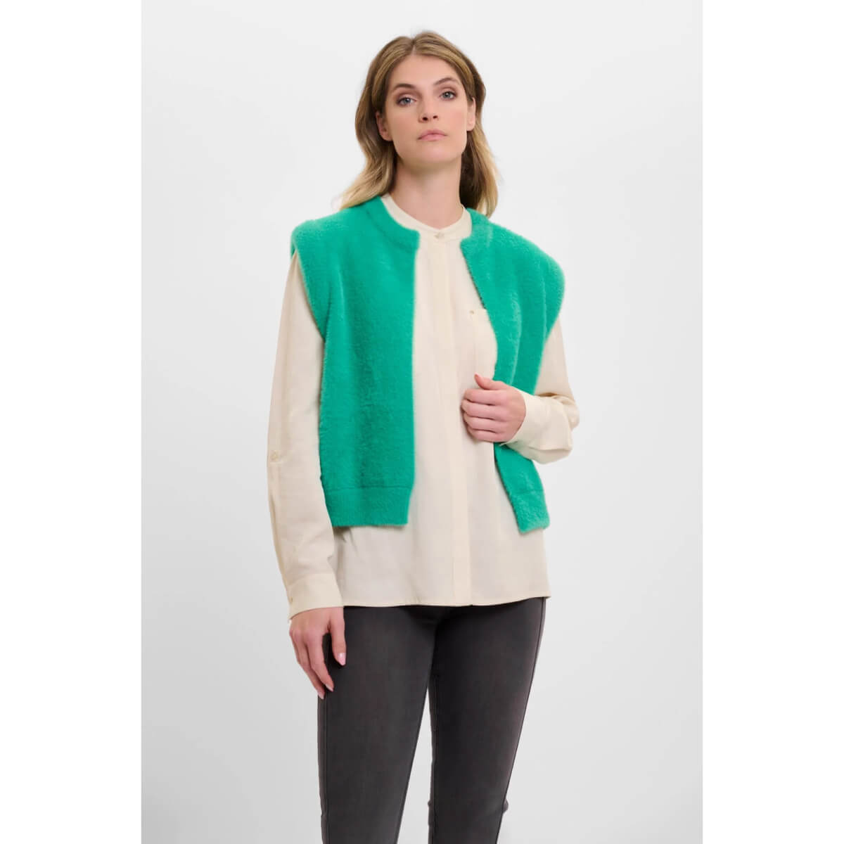 Elona Waistcoat Vest green front | MILK MONEY milkmoney.co | cute jackets for women. cute coats. cool jackets for women. stylish jackets for women. trendy jackets for women. trendy womens coats.