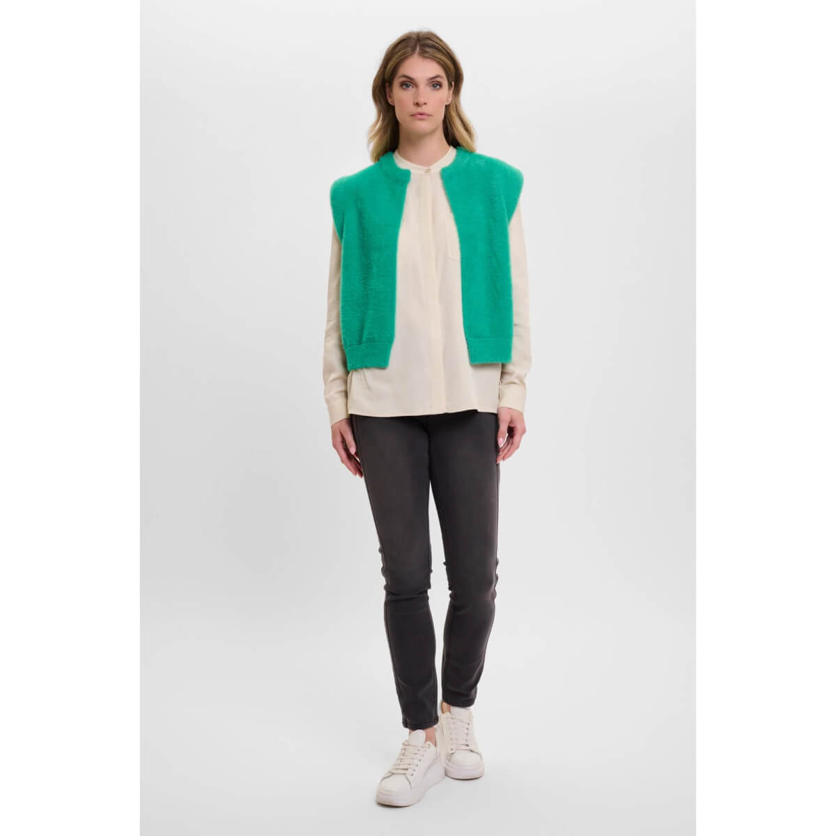 Elona Waistcoat Vest green front | MILK MONEY milkmoney.co | cute jackets for women. cute coats. cool jackets for women. stylish jackets for women. trendy jackets for women. trendy womens coats.