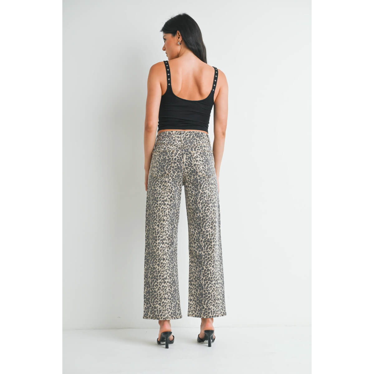 High Rise Vintage Leopard Print Straight Leg Jean back | MILK MONEY milkmoney.co | cute clothes for women. womens online clothing. trendy online clothing stores. womens casual clothing online. trendy clothes online. trendy women's clothing online. ladies online clothing stores. trendy women's clothing stores. cute female clothes.