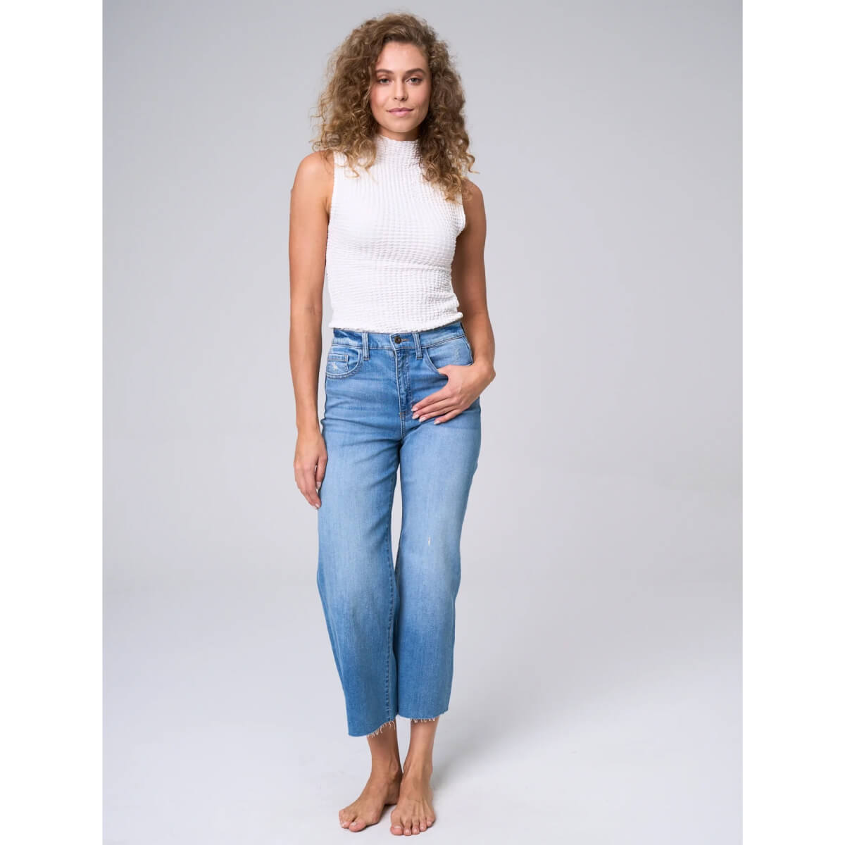 High Rise Wide Leg Cropped Jeans blue front | MILK MONEY milkmoney.co | cute clothes for women. womens online clothing. trendy online clothing stores. womens casual clothing online. trendy clothes online. trendy women's clothing online. ladies online clothing stores. trendy women's clothing stores. cute female clothes.