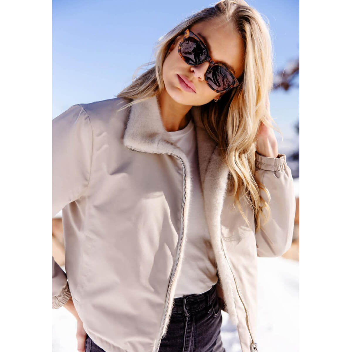 Ivory Insta Reversible Faux Fur Zip Jacket front | MILK MONEY milkmoney.co | cute jackets for women. cute coats. cool jackets for women. stylish jackets for women. trendy jackets for women. trendy womens coats.