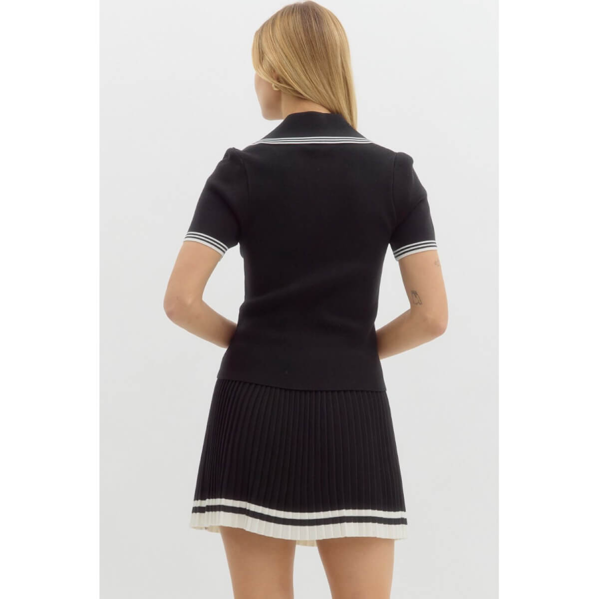 Knit Short Sleeve Polo Top black back | MILK MONEY milkmoney.co | cute tops for women. trendy tops for women. cute blouses for women. stylish tops for women. pretty womens tops.