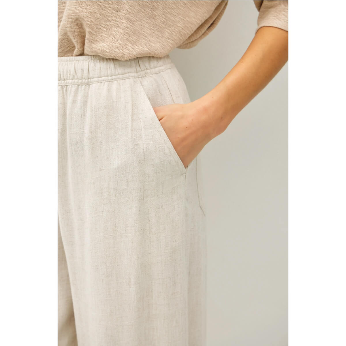 Linen Blend Cropped Wide Leg Pants ivory front | MILK MONEY milkmoney.co | cute clothes for women. womens online clothing. trendy online clothing stores. womens casual clothing online. trendy clothes online. trendy women's clothing online. ladies online clothing stores. trendy women's clothing stores. cute female clothes.