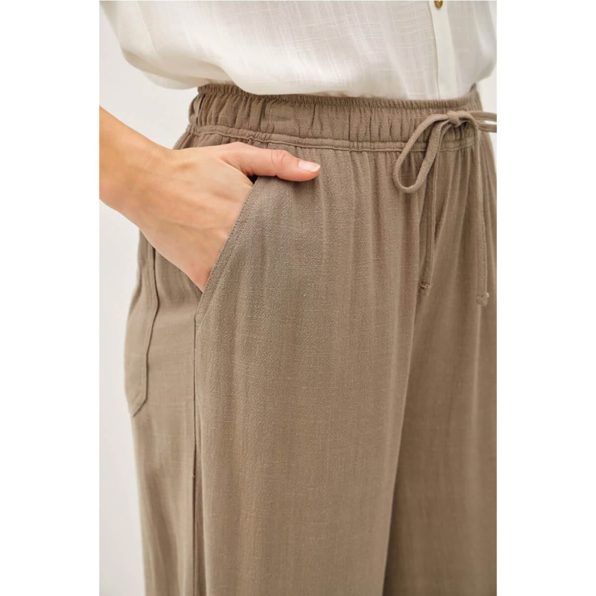 Linen Blend Cropped Wide Leg Pants khaki front | MILK MONEY milkmoney.co | cute clothes for women. womens online clothing. trendy online clothing stores. womens casual clothing online. trendy clothes online. trendy women's clothing online. ladies online clothing stores. trendy women's clothing stores. cute female clothes.