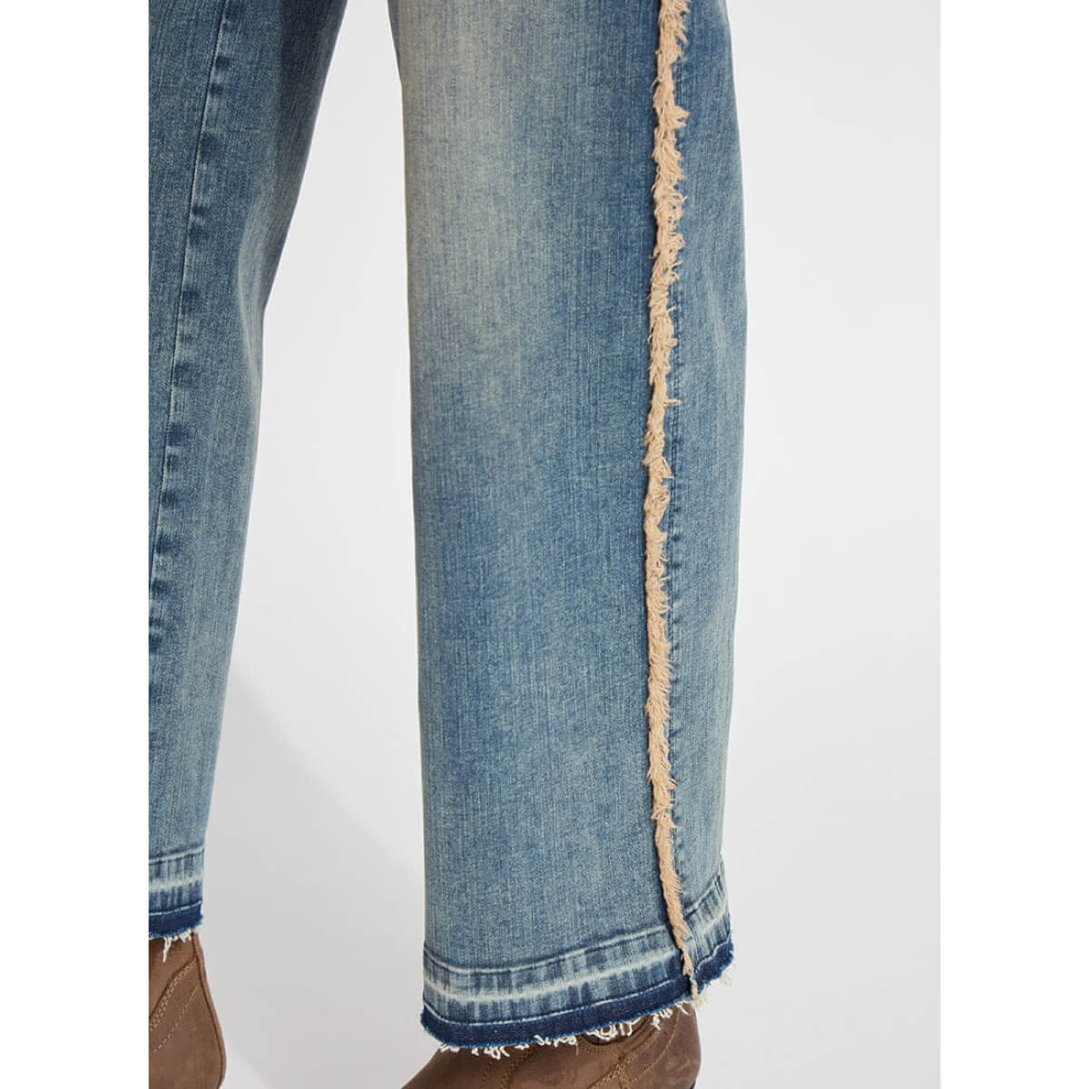 Lysse Era Wide Leg Jeans blue detail | MILK MONEY milkmoney.co | cute pants for women. cute trendy pants.
