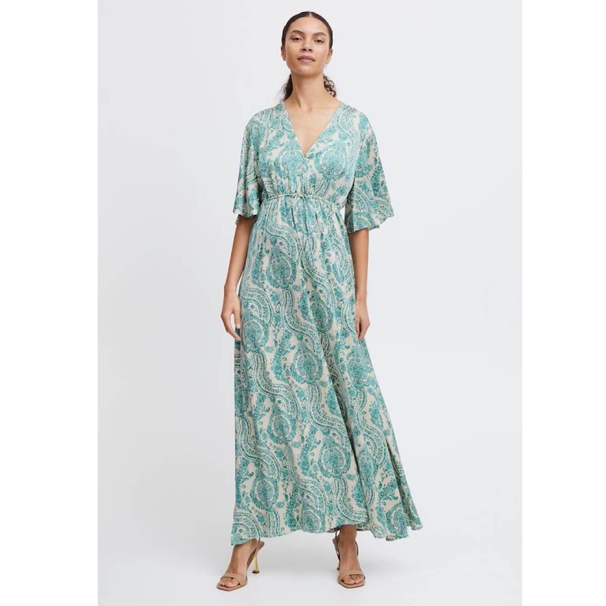 Paisley Print Maxi Dress green front | MILK MONEY milkmoney.co | cute clothes for women. womens online clothing. trendy online clothing stores. womens casual clothing online. trendy clothes online. trendy women's clothing online. ladies online clothing stores. trendy women's clothing stores. cute female clothes.