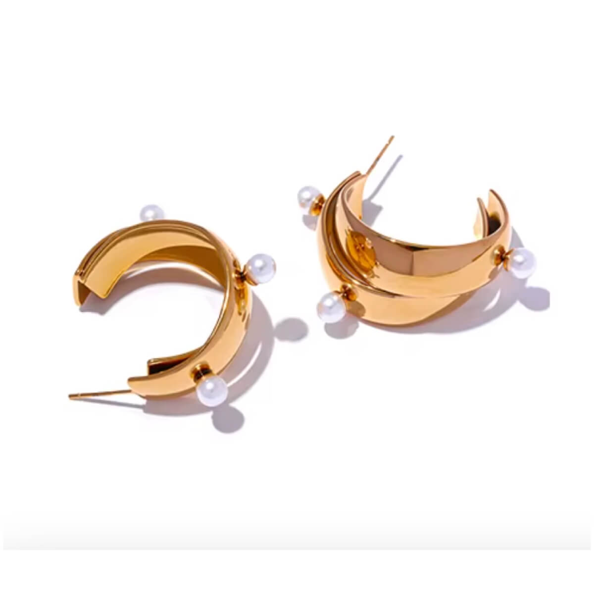 Pearl Sculpture Chucky Hoop Earrings gold | MILK MONEY milkmoney.co | cute earring sets. cute dangle earrings. cute hoop earrings. cute cheap earrings. cute cheap earrings. cute small earrings. fun dangle earrings. trendy dangle earrings. affordable earrings. trendy dangle earrings. cute drop earrings. cute trendy earrings.