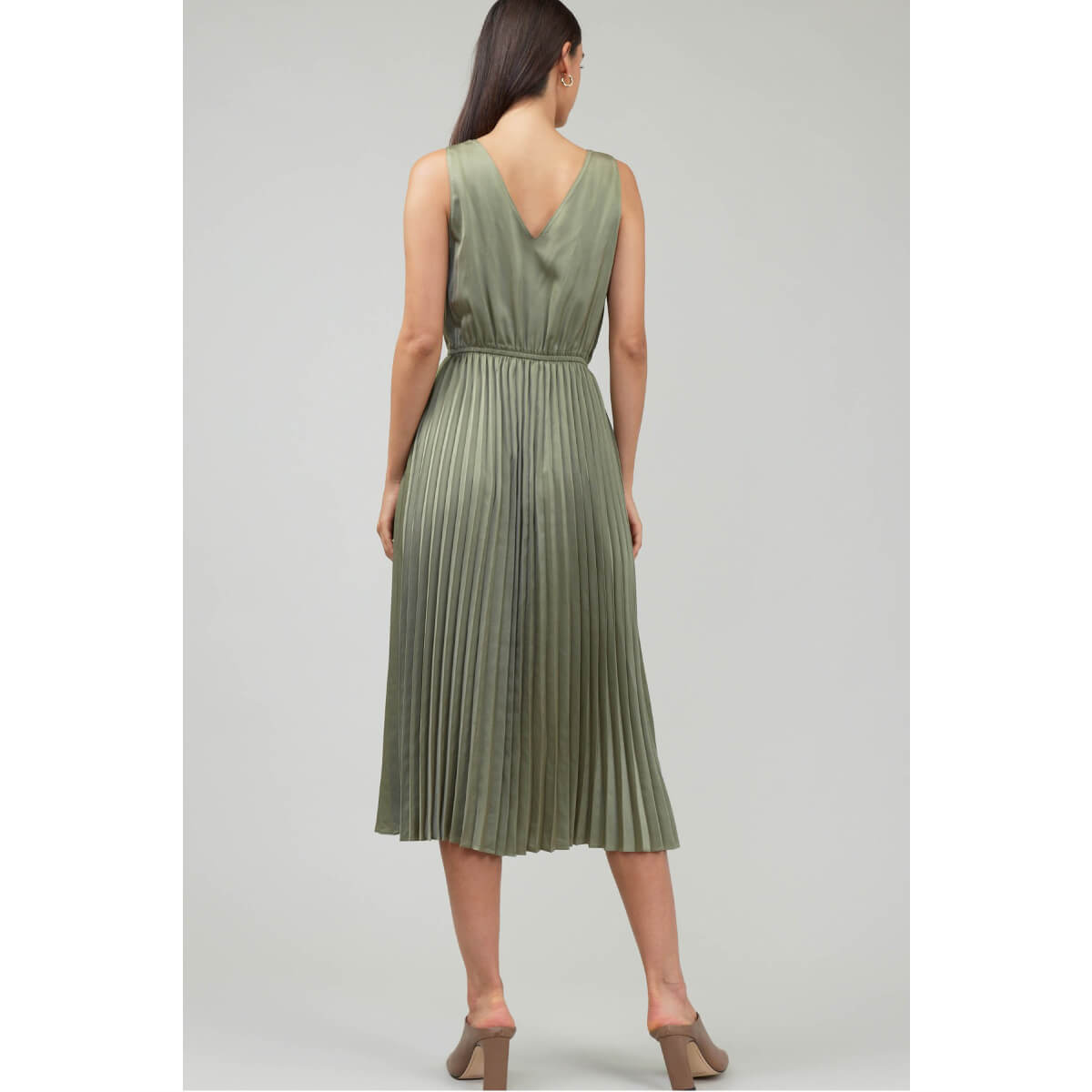 Pullover Sweater with Pleated Dress Set green back | MILK MONEY milkmoney.co | cute clothes for women. womens online clothing. trendy online clothing stores. womens casual clothing online. trendy clothes online. trendy women's clothing online. ladies online clothing stores. trendy women's clothing stores. cute female clothes.