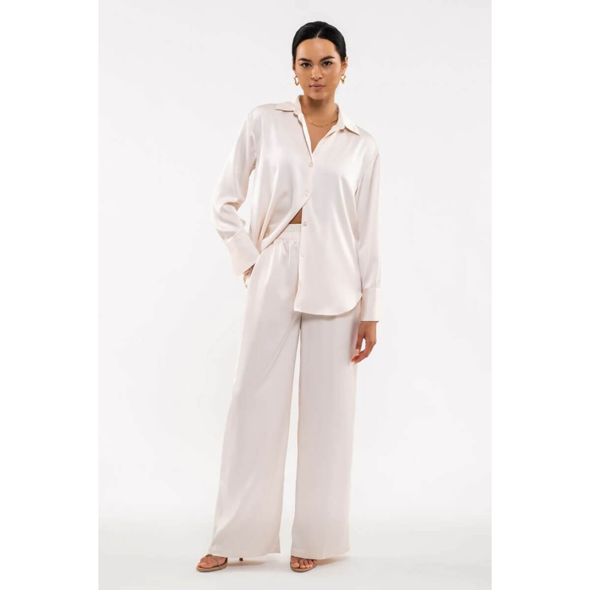 Solid Stain Button Up Blouse ivory front | MILK MONEY milkmoney.co | cute tops for women. trendy tops for women. cute blouses for women. stylish tops for women. pretty womens tops.