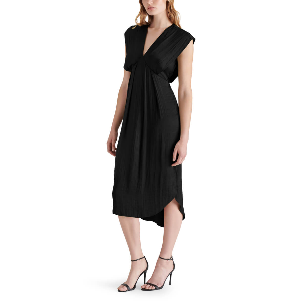 Steve Madden Clarissa Pleated Midi Dress black side | MILK MONEY milkmoney.co | cute clothes for women. womens online clothing. trendy online clothing stores. womens casual clothing online. trendy clothes online. trendy women's clothing online. ladies online clothing stores. trendy women's clothing stores. cute female clothes.