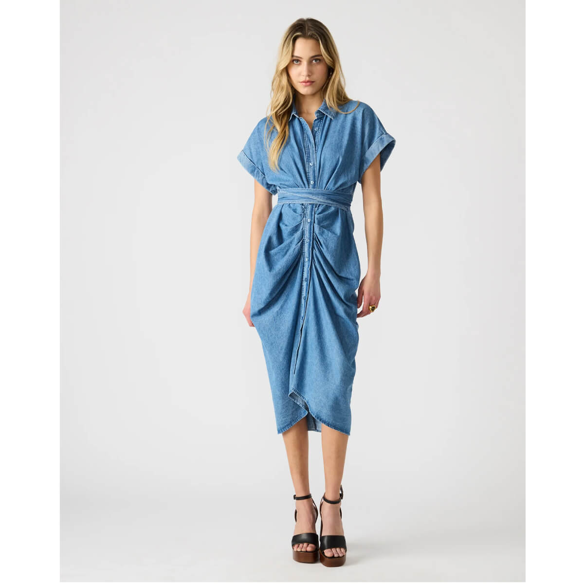 Steve Madden Denim Tori Dress blue front | MILK MONEY milkmoney.co | cute clothes for women. womens online clothing. trendy online clothing stores. womens casual clothing online. trendy clothes online. trendy women's clothing online. ladies online clothing stores. trendy women's clothing stores. cute female clothes.