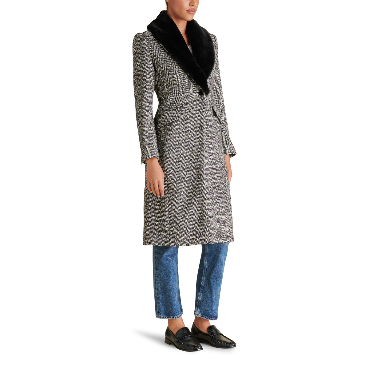 Steve Madden Dienne Tweed Coat black front | MILK MONEY milkmoney.co | cute jackets for women. cute coats. cool jackets for women. stylish jackets for women. trendy jackets for women. trendy womens coats.
