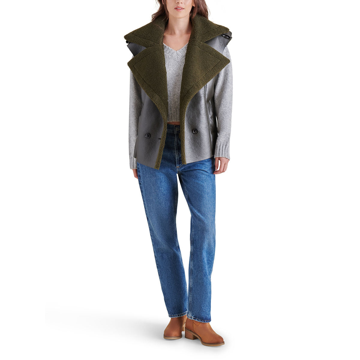 Steve Madden Fawn Oversize Faux Shearling Vest green front | MILK MONEY milkmoney.co | cute clothes for women. womens online clothing. trendy online clothing stores. womens casual clothing online. trendy clothes online. trendy women's clothing online. ladies online clothing stores. trendy women's clothing stores. cute female clothes.
