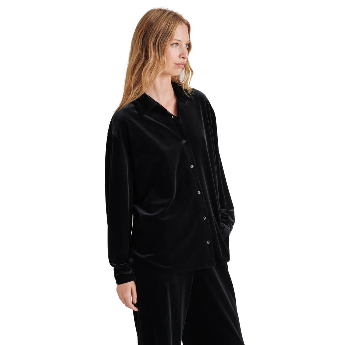 Steve Madden Jaelynn Velvet Fold-Collar Blouse black front | MILK MONEY milkmoney.co | cute tops for women. trendy tops for women. cute blouses for women. stylish tops for women. pretty womens tops.