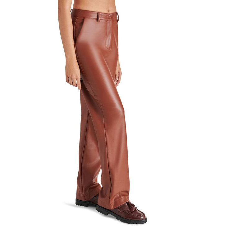 Steve Madden Mercer Faux Leather Pant cognac side | MILK MONEY milkmoney.co | cute pants for women. cute trendy pants.