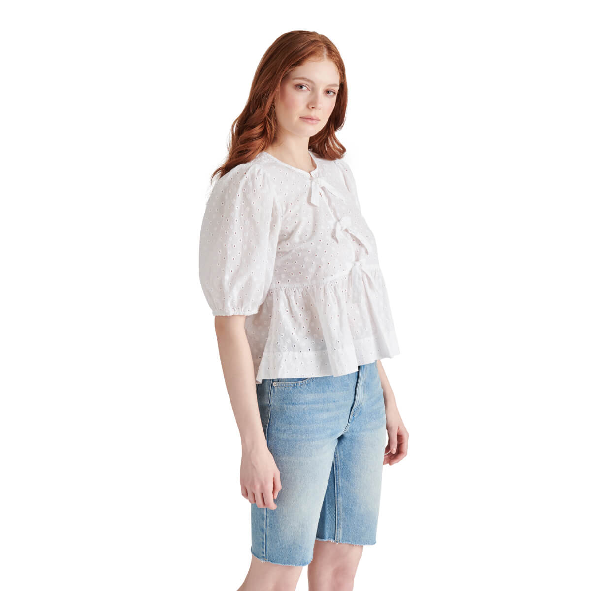 Steve Madden Paula Eyelet Tie Front Top white front | MILK MONEY milkmoney.co | cute tops for women. trendy tops for women. cute blouses for women. stylish tops for women. pretty womens tops.