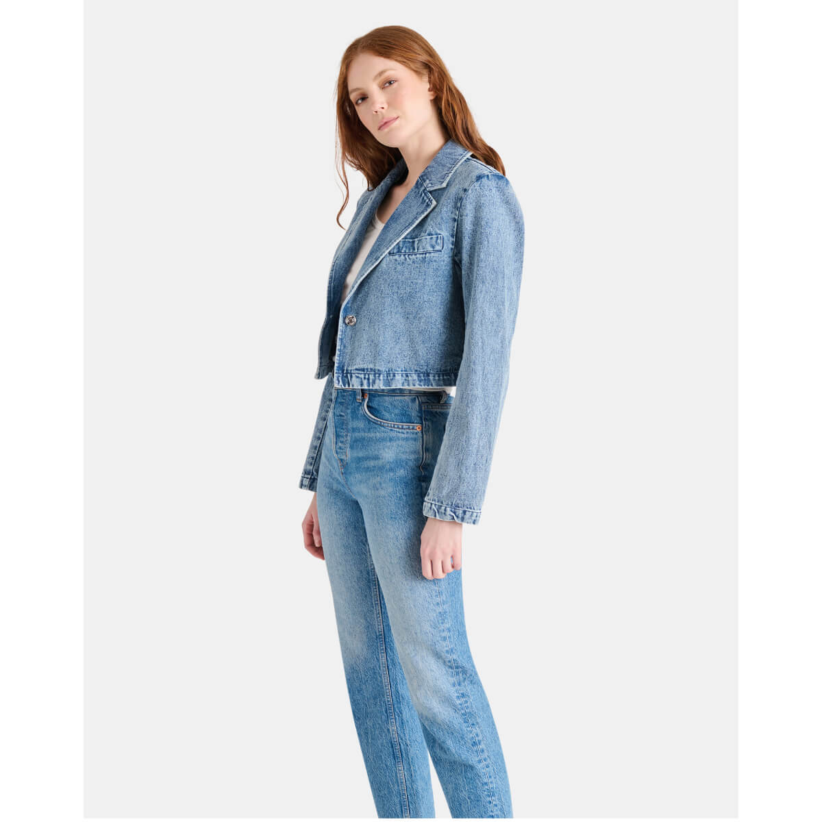 Steve Madden Tarin Denim Cropped Blazer side | MILK MONEY milkmoney.co | cute jackets for women. cute coats. cool jackets for women. stylish jackets for women. trendy jackets for women. trendy womens coats.