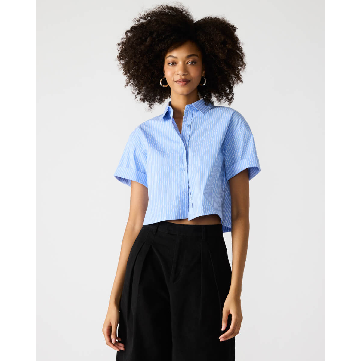 Steve Madden Tula Stripe Short Sleeve Top blue front | MILK MONEY milkmoney.co | cute tops for women. trendy tops for women. cute blouses for women. stylish tops for women. pretty womens tops.