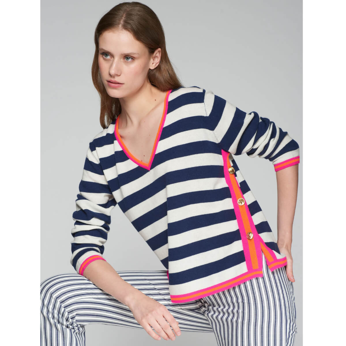 Vilagallo Striped V-Neck Side Button Sweater navy front | MILK MONEY milkmoney.co | cute tops for women. trendy tops for women. cute blouses for women. stylish tops for women. pretty womens tops.