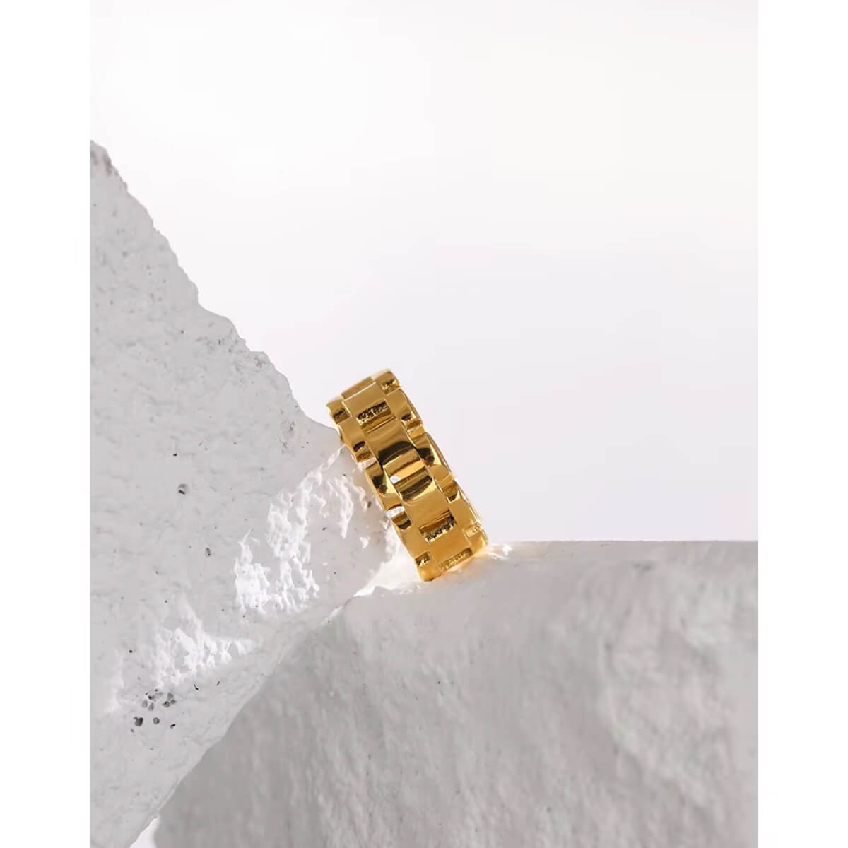 Watch Band Chain Ring gold | MILK MONEY milkmoney.co | cute rings, simple rings, casual rings, simple rings for women, trendy rings, cute rings for women, cute cheap rings, casual rings for women