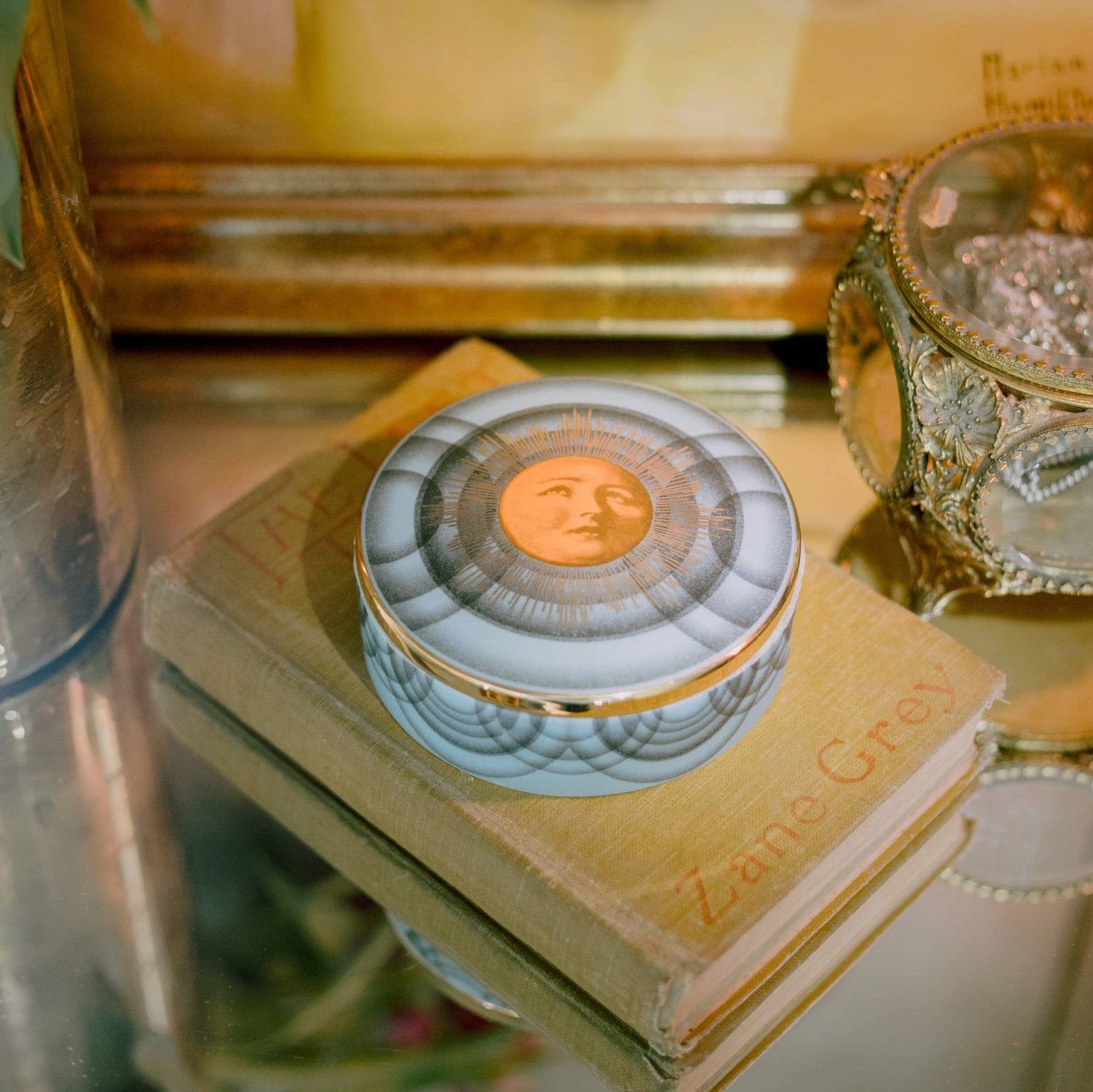 Cosmic Rising Ceramic Trinket Box front | MILK MONEY milkmoney.co | white elephant gift ideas, gift, mother's day gift ideas, white elephant gift, gift shops near me, cute home decor, mother's day gift, cute home accents, handmade in USA, elegant home decor, luxury home, luxury gifts
Unique gifts, Best gifts for her, Gift ideas for him. Last-minute gifts
Cheap gift ideas, Gifts for women, Luxury gifts