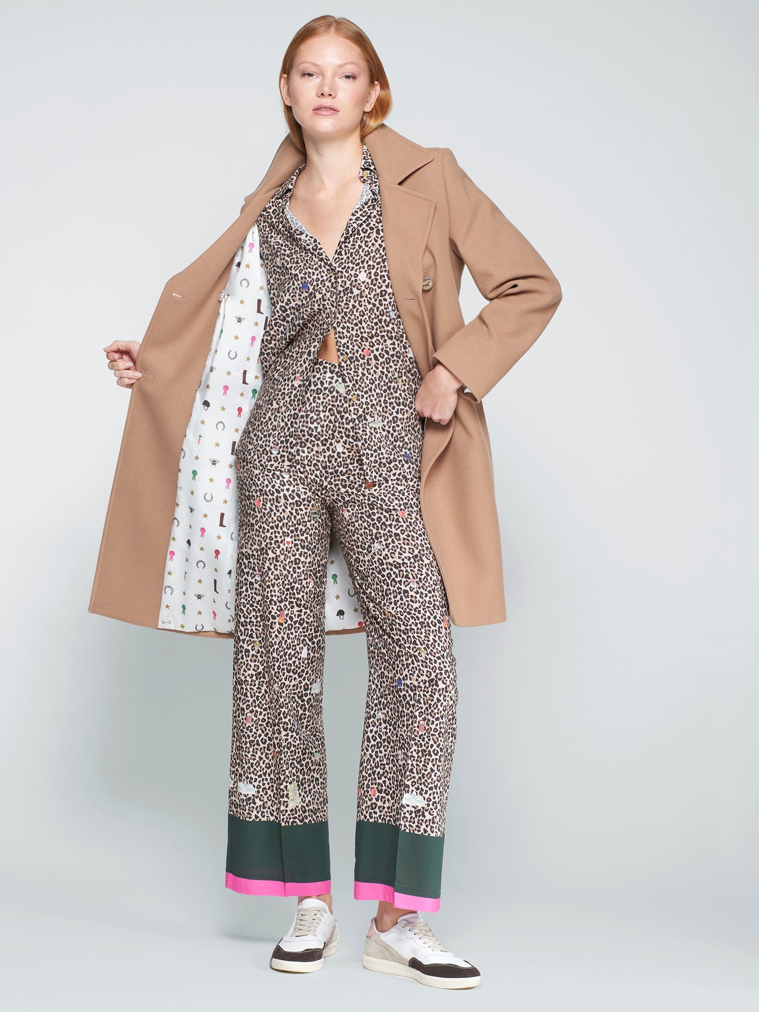 Vilagallo Camel Wool Double-Breasted Coat