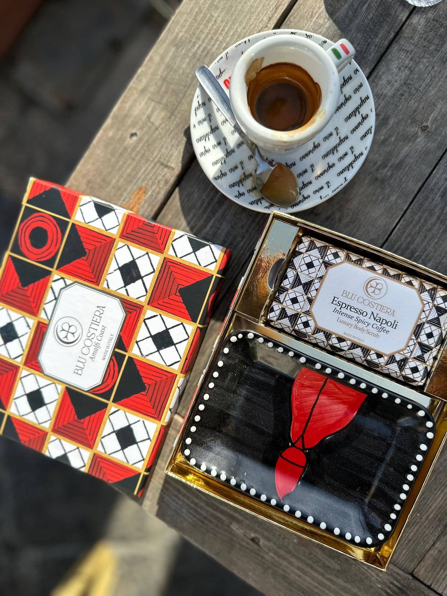 Napoli Espresso Soap Scrub & Ceramic Dish Box Set front | MILK MONEY milkmoney.co | white elephant gift ideas, gift, mother's day gift ideas, white elephant gift, gift shops near me, cute home decor, mother's day gift, cute home accents, handmade in USA, elegant home decor, luxury home, luxury gifts
Unique gifts, Best gifts for her, Gift ideas for him. Last-minute gifts
Cheap gift ideas, Gifts for women, Luxury gifts