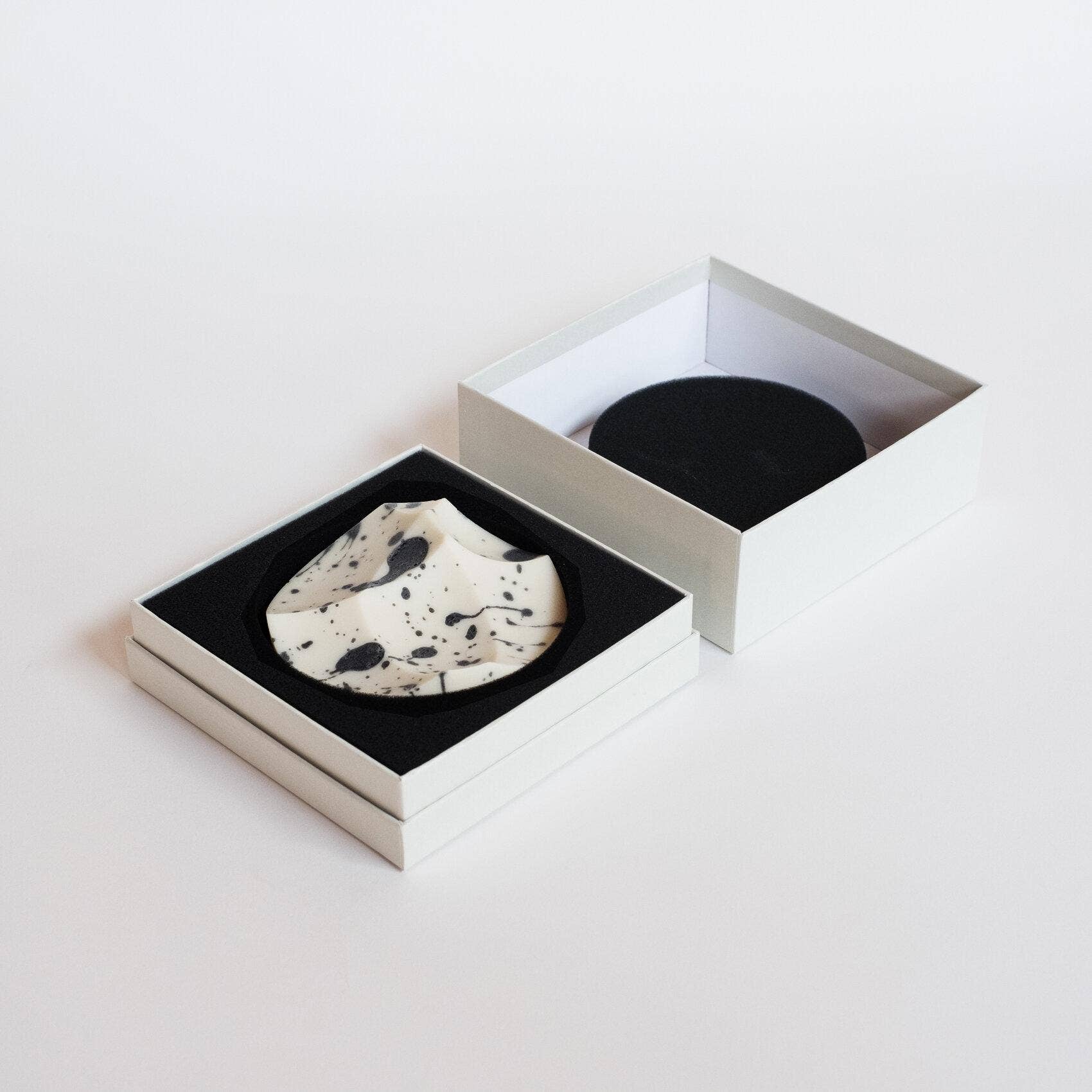 Ume Studio White Grapefruit Erode Soap front | MILK MONEY milkmoney.co | white elephant gift ideas, gift, mother's day gift ideas, white elephant gift, gift shops near me, cute home decor, mother's day gift, cute home accents, handmade in USA, elegant home decor, luxury home, luxury gifts
Unique gifts, Best gifts for her, Gift ideas for him. Last-minute gifts
Cheap gift ideas, Gifts for women, Luxury gifts