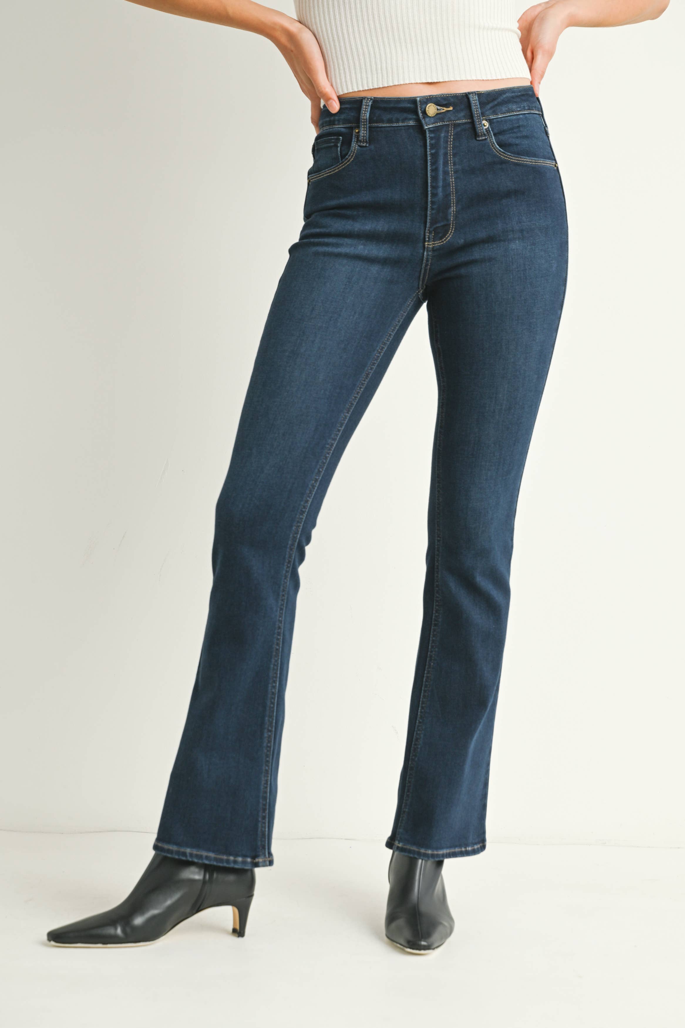 Slim Bootcut Jean