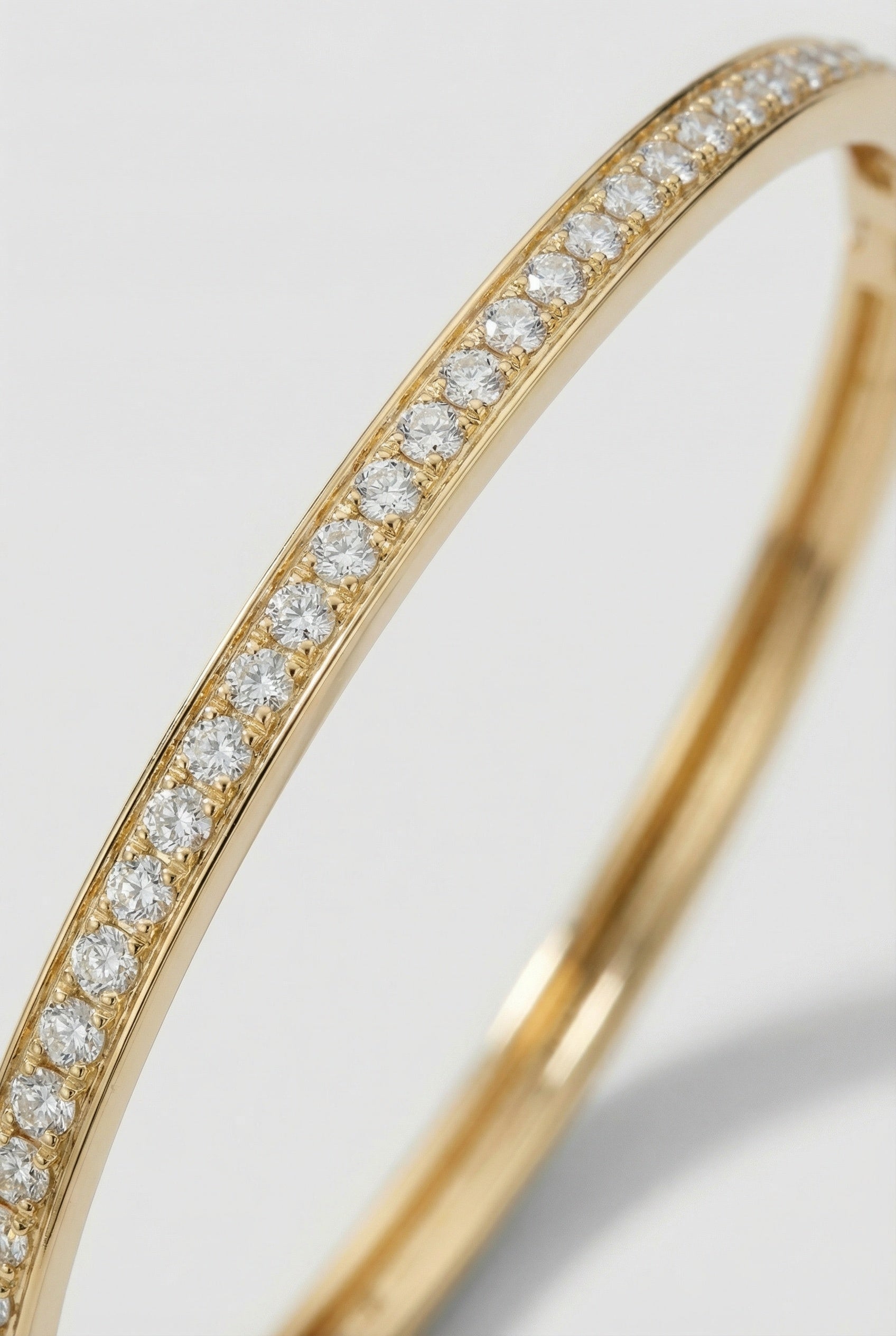 Lumière Diamond Pavé Bangle