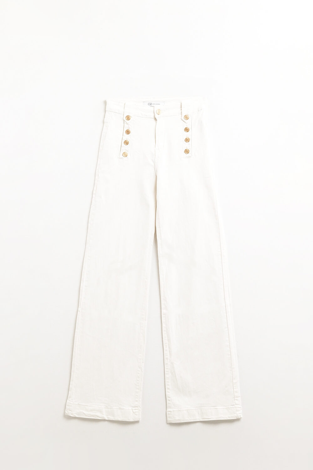 Straight Jeans with Gold Buttons Detail white front | MILK MONEY milkmoney.co | cute clothes for women. womens online clothing. trendy online clothing stores. womens casual clothing online. trendy clothes online. trendy women's clothing online. ladies online clothing stores. trendy women's clothing stores. cute female clothes.