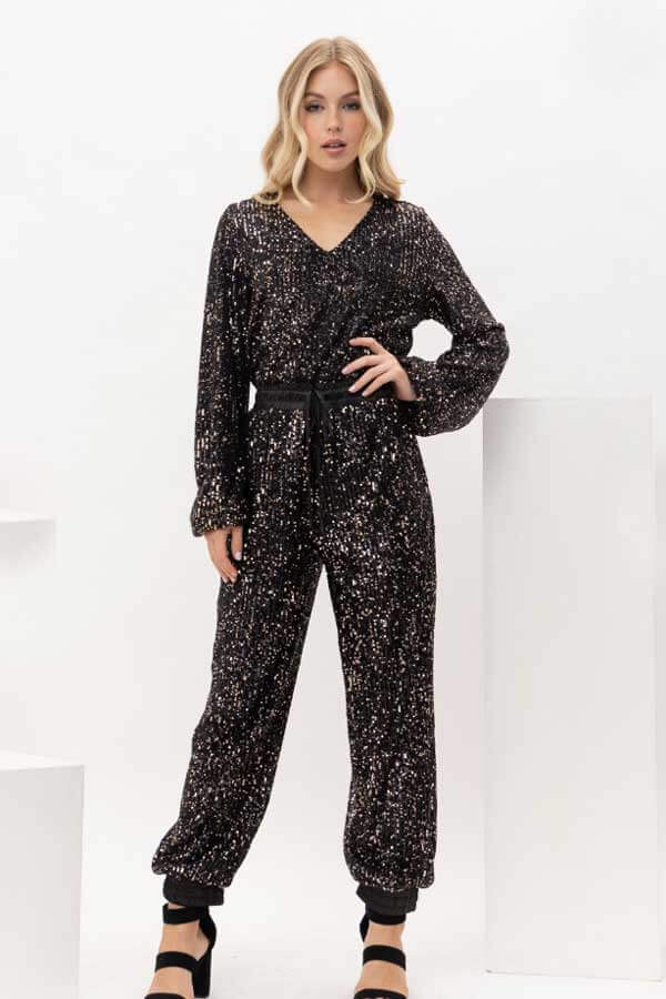 Sequins Jumpsuit black front | MILK MONEY milkmoney.co | cute clothes for women. womens online clothing. trendy online clothing stores. womens casual clothing online. trendy clothes online. trendy women's clothing online. ladies online clothing stores. trendy women's clothing stores. cute female clothes.