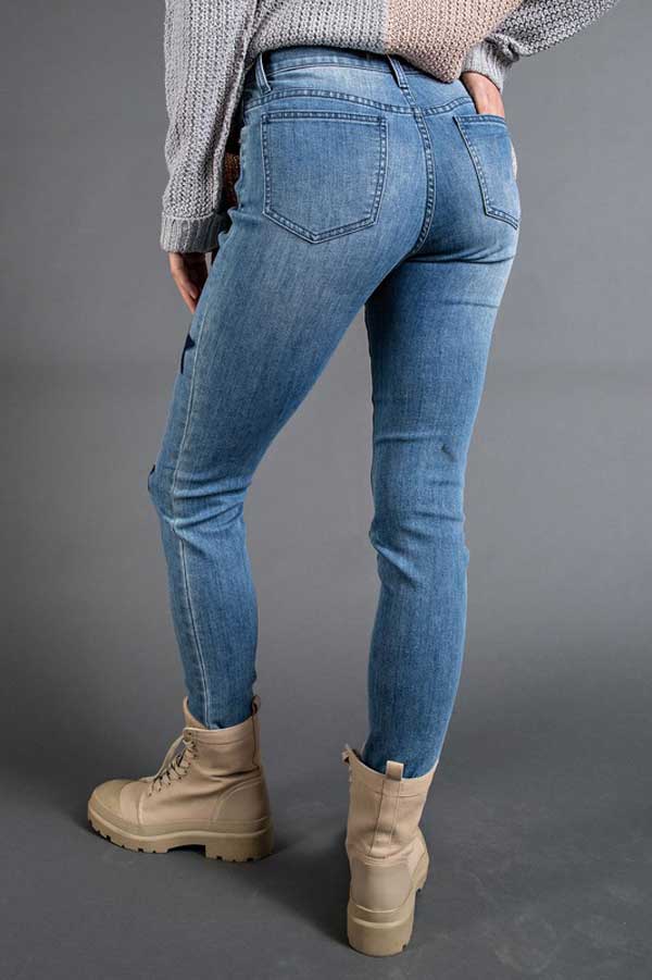 Star Print Slim Mid-Rise Jeans blue back | MILK MONEY milkmoney.co | cute clothes for women. womens online clothing. trendy online clothing stores. womens casual clothing online. trendy clothes online. trendy women's clothing online. ladies online clothing stores. trendy women's clothing stores. cute female clothes.