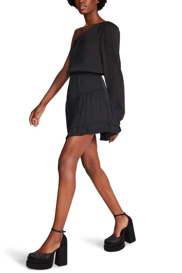 Steve Madden Zinnia Dress black side| MILK MONEY milkmoney.co | cute clothes for women. womens online clothing. trendy online clothing stores. womens casual clothing online. trendy clothes online. trendy women's clothing online. ladies online clothing stores. trendy women's clothing stores. cute female clothes.